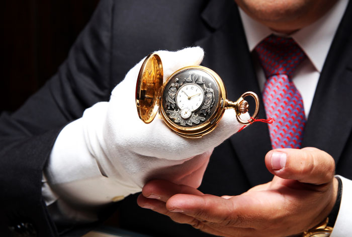 Normes pour les bijoux mécaniques de précision, l'horlogerie, les montres de poche et les montres-bracelets