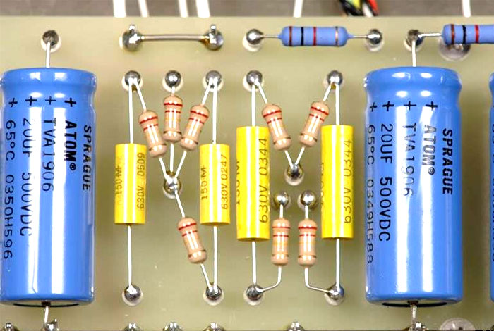 სხვა Capacitors სტანდარტები