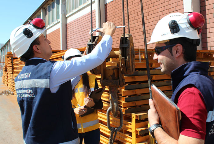 Mechanické, hydraulické, pneumatické jednoduché výtahy Periodická kontrola a inspekce