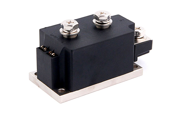 Thyristors სტანდარტები