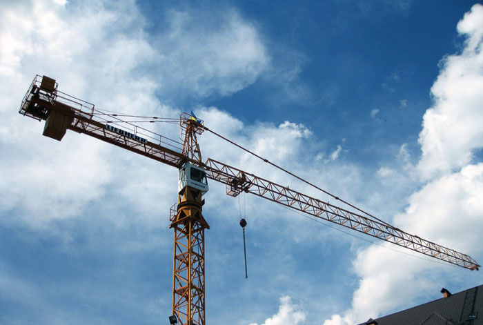 Équipement de manutention de charge, équipement de levage, normes pour les grues